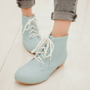 秋冬新款女鞋 素面防滑平跟短筒女靴