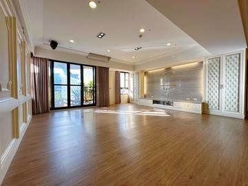 農十六核心-君臨天下｜堅山大世紀｜四房雙平面車位｜高雄市鼓山區南屏路