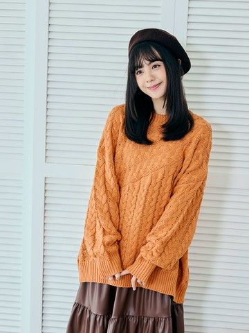 寬鬆不對稱麻花織紋毛衣上衣