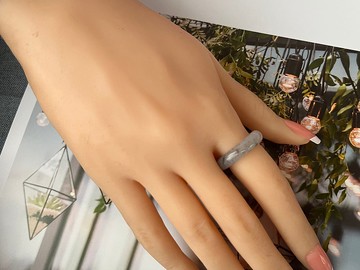 冰烏雞飄花戒指