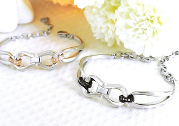 幸運馬蹄鐵 / 幸福動心。男款女款白鋼手鍊手環