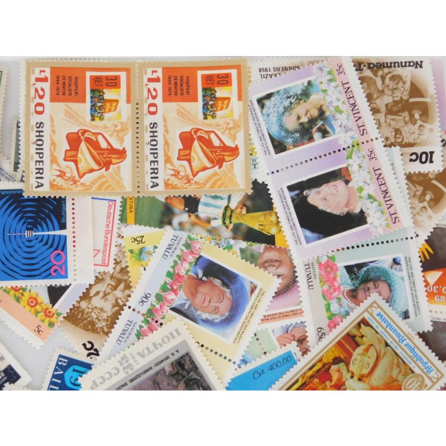 未使用 海外切手 世界各国 １０００枚　大型中心 コラージュ　外国切手