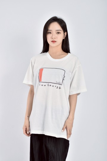 加購優惠(M) linecense質感低電量印花白色短袖上衣