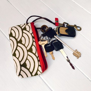 拉鍊鑰匙包 (海松色青海波) 日本布 接單生產*