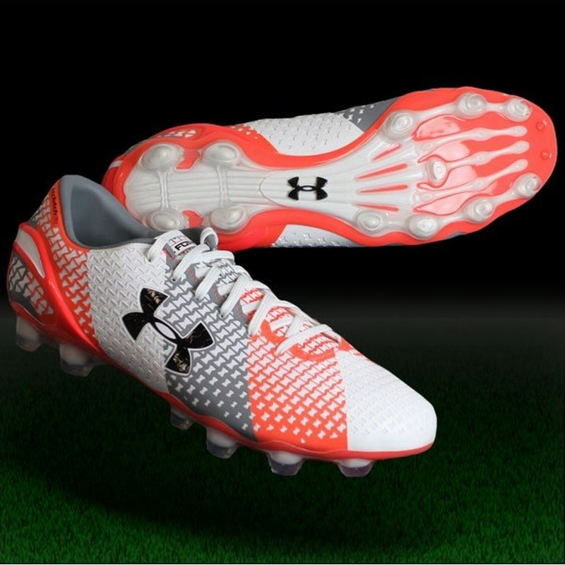 クラッチフィット フォース Hg Jp ホワイト スティール Underarmour アンダーアーマー サッカースパイク Whtstl 通販 Lineポイント最大0 5 Get Lineショッピング