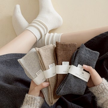 中筒襪 雙針加厚羊毛中筒襪 女士秋冬保暖襪 柔軟親膚百搭襪 韓版氣質穿搭襪 厚實舒適高品質襪款 台灣賣家 台灣出貨