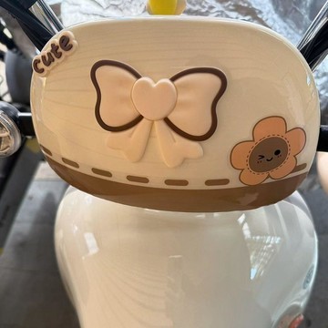 💖機車裝飾💖大號花邊蝴蝶結cute字母diy裝飾水杯 電瓶車美容裝飾配件貼 機車裝飾 機車飾品 機車裝飾品 腳踏車裝