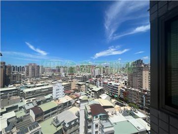 巨蛋瑞豐商圈大坪數雙車｜高雄市鼓山區裕誠路