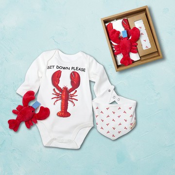 請坐好龍蝦口水巾/三角巾+安撫娃娃 新生兒禮盒-長袖包屁衣-白色