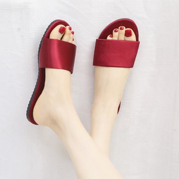 紅色拖鞋夏季居家緞面家居室內女士高級感晨袍婚鞋涼拖鞋家用新款