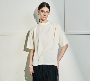 【桑蠶絲】法式簡約/不對稱褶皺/圓領一片式T恤