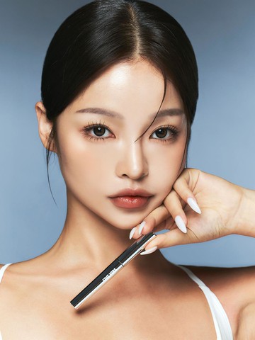 Extra Slim Curl Up Mascara