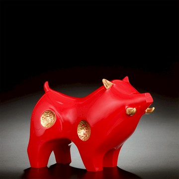 筌美術Gallery Chuan | 尊榮系列_《納．財源 》豬造型擺飾(紅)
