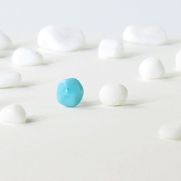 Pure系列 玻璃耳環 耳夾 單隻 不規則 不透明 藍色