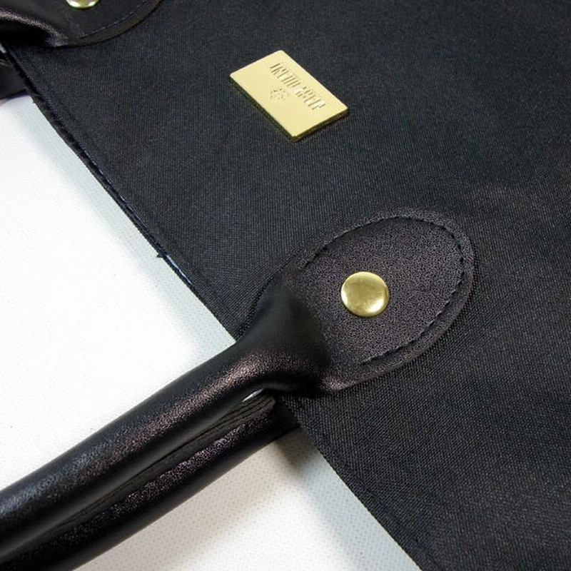 MARY QUANT マリークワント トートバッグ ポーチ付 裏地デイジー MARY QUANT マリークワント トートバッグ ポーチ付 裏地デイジー