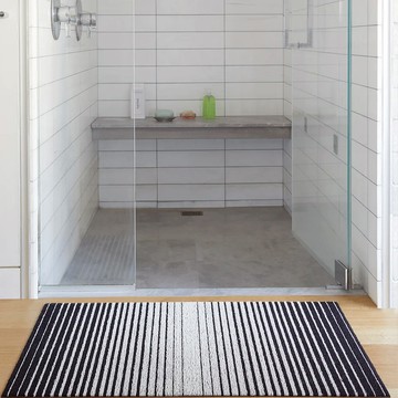 美國chilewich 簇絨玄關墊Domino-經典黑白 抗菌環保地墊 - 61x183cm 直條紋