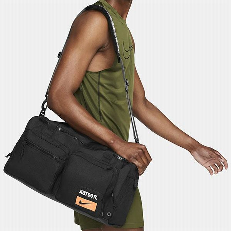 新品 NIKE DUFFEL BAG ナイキ ダッフルバッグ ボストンバッグ ブラック