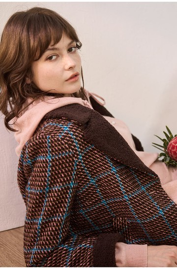 咖格織紋翻領外套