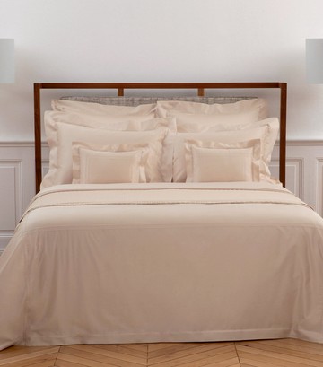 Yves Delorme Couture Adagio Emperor Flat Sheet
