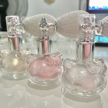 ✨臺灣出貨✨鑽石閃!貓咪閃粉噴霧高光粉亮晶晶噴粉新娘身體珠光鎖骨爆閃提亮