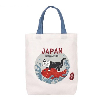 Kusuguru Japan 肩背包 日本限定和風圖樣A4帆布托特包鯛魚款白色