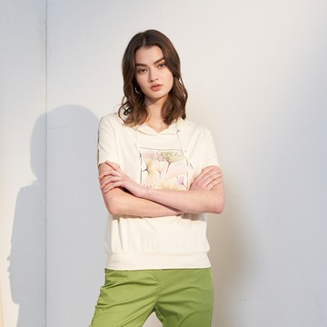 CLL巧玲瓏 銀杏葉燙金邊框連帽上衣 7333709