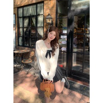 PPHOME溫柔蝴蝶結鏤空娃娃領針織衫女秋季軟糯寬松白色毛衣打底衫