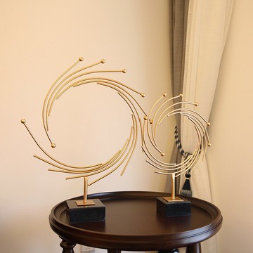 現代歐式簡約創意家居軟裝飾品樣板間旋風金屬工藝品書房客廳擺飾