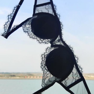 少女美屋性感蕾絲薄款內衣套裝聚攏大胸顯小大碼文胸女士胸罩黑色