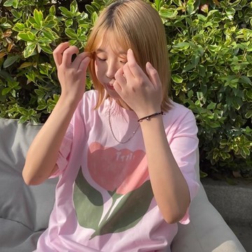 T恤 情侶大碼花朵寬鬆五分袖T恤ODD1281-創翊韓都