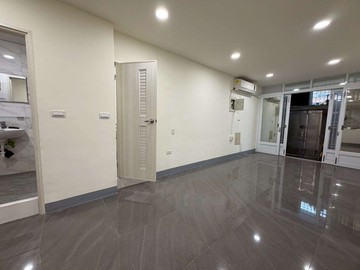 二聖公園旁・光華夜市商圈｜一樓全新翻美公寓｜高雄市前鎮區桂林街