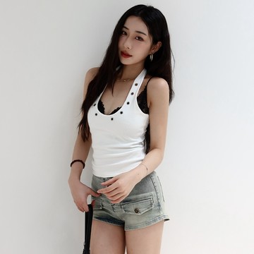 【Aa.chic】夏日歐美掛脖鉚釘背心(單一色).女裝/掛脖/背心/夏天/日常【C804521】