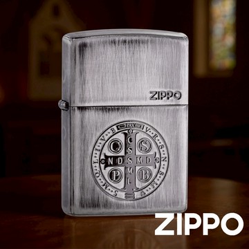 ZIPPO 聖本篤聖牌防風打火機 銀色機身打火機 雷雕技術 聖本篤聖牌 信心與勇氣 終身保修 ZA-6-O34