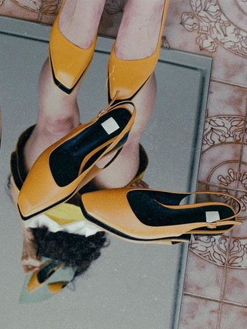 CG17B31 Yellow