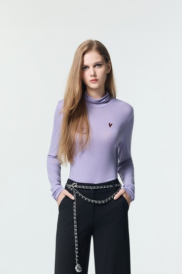 極簡天絲羊毛高領上衣