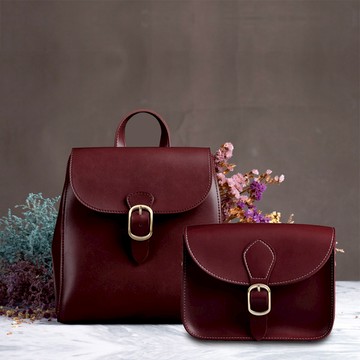 【光合系】二種熱銷包款組合 後背包（深紅色）＋馬鞍包（深紅色）_廠商直送