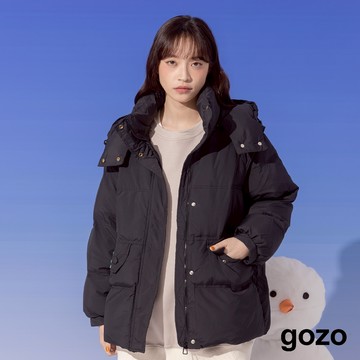 【gozo】➤品牌膠標可拆式連帽羽絨外套(黑色/深卡其_F) | 女裝 連帽 保暖