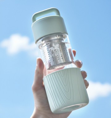 【REEDS x 康寧】晶透手提茶隔耐熱玻璃水瓶 480mL