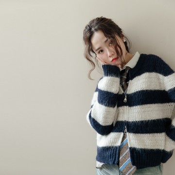 MIUSTAR 圓領寬條紋雙頭拉鍊針織毛衣外套(共2色)1125 預購【NR2434】