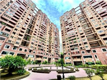 高樓景觀＋雙捷運  家樂福、全聯就在旁｜台中市西屯區大墩十八街