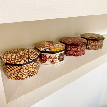 【箱根寄木細工】日本工藝品 糖果盒 點心盒 置物盒 (小) - 龜甲麻葉紋