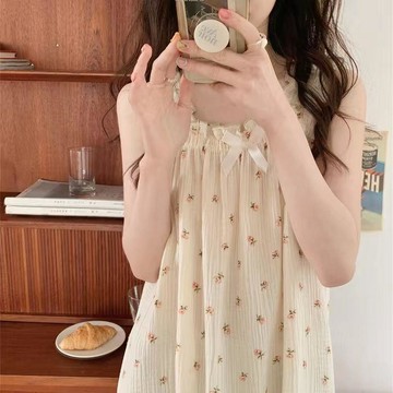 【台灣现貨】吊帶睡裙 女生睡衣 夏天睡衣 甜美睡衣 可愛睡衣 涼感睡衣 連身睡衣 睡衣裙 女生睡裙 吊帶睡衣 居家服