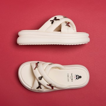 【日本京都聯名】HAPPYFACE 甜酷金屬飾釦交叉厚底拖鞋 奶油 (2A3022)