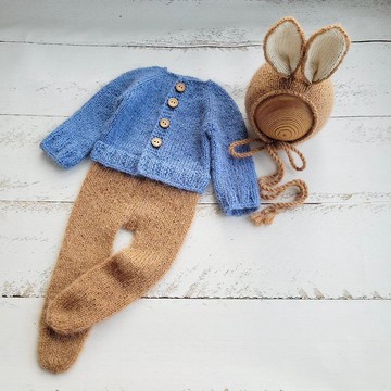 米色新生兒兔子帽/帶兔耳的帽子。復活節道具。紅蘿蔔