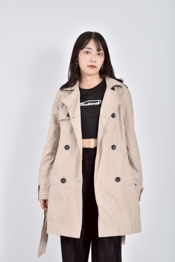 (S) edc綁帶排扣風衣杏色綁帶外套