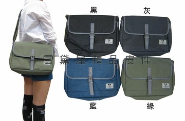 限時 滿3千賺10%點數↘ | ~雪黛屋~Mickey 斜側背大容量可A4紙10吋電腦肩背斜背進口專櫃進口防水尼龍布材質上學外出休閒K3Mi7020