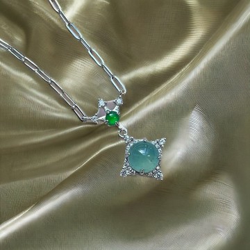 冰藍水翡翠蛋面925純銀鑲嵌項鍊 | 天然玉翡翠A貨 | 送禮