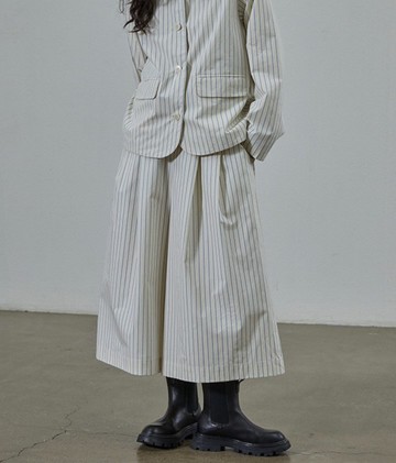 復古學院風條紋闊腿褲 | 白底藍條紋鬆緊腰設計 | 高腰顯瘦休閒褲