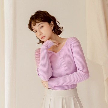 OB嚴選 小V臉．桃心領坑條修身QQ毛衣 《FA2611》大尺碼/現貨/女裝