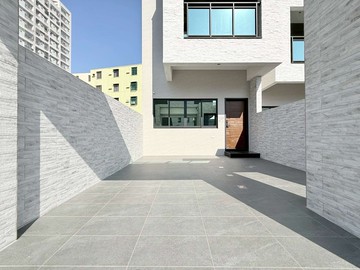 ✨【岡山・全新完工電梯車庫別墅｜稀有釋出】✨｜高雄市岡山區大新街